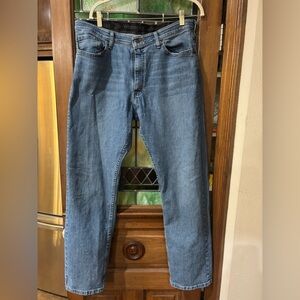 Wrangler Men’s Light Blue Straight-Leg Jeans